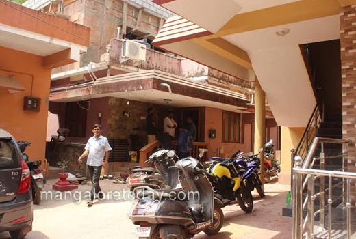 Burglary Attempted 1